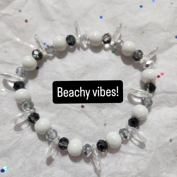 Zebra Stripe and Gold Beaded Bracelet - Picture 4 of 16